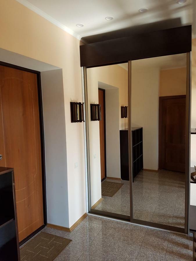 Rising Sun Apartment Minsk Luaran gambar